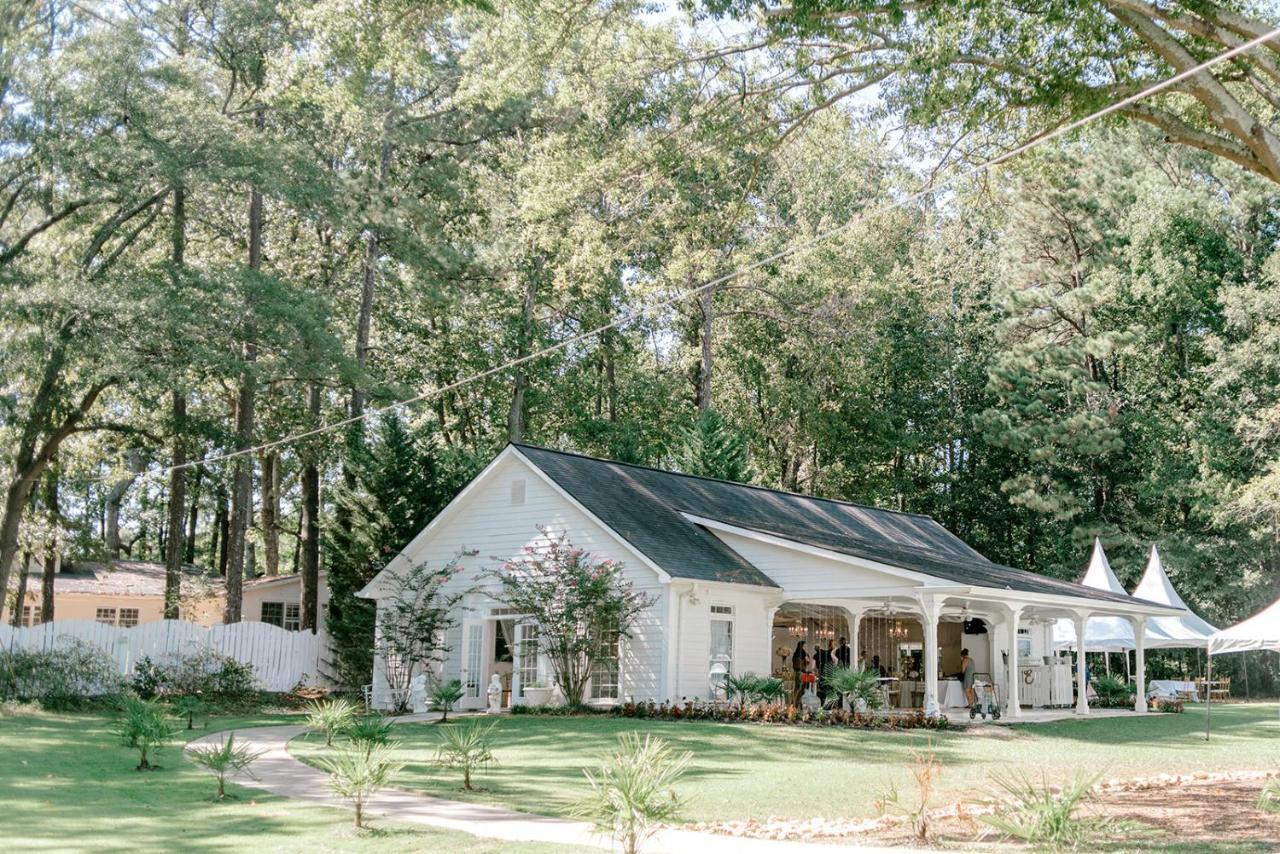 Georgia Palms & Gardens Bed & Breakfast Powder Springs Bagian luar foto